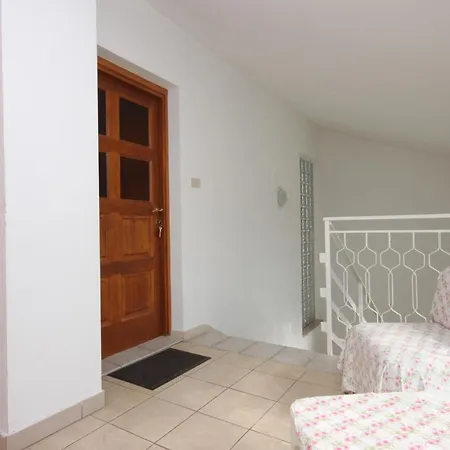 Apartment With A Parking Space - 7058